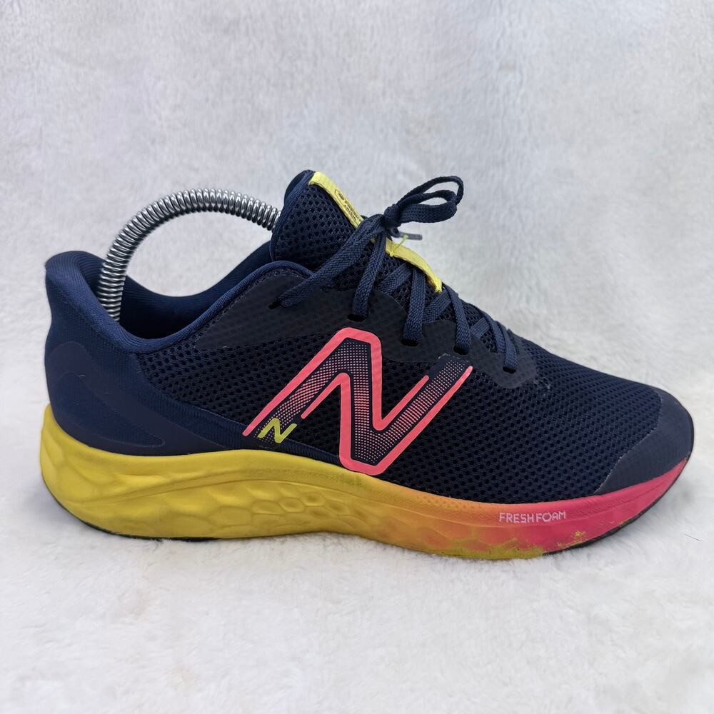 New Balance Fresh Foam Arishi v4 Boys Big Kid Shoes Navy Pink Yellow Size 6